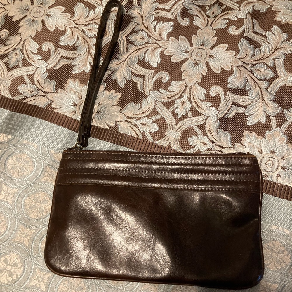 Liz Claiborne wristlet purse